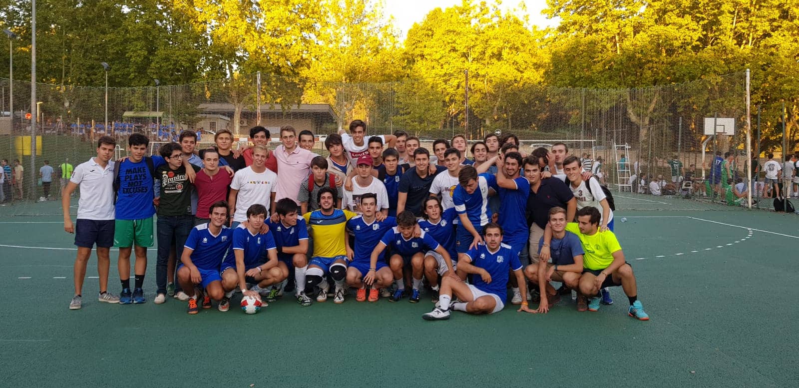 Equipo CM Alcalá campeones en Fútbol Sala V Torneo Intercolegial