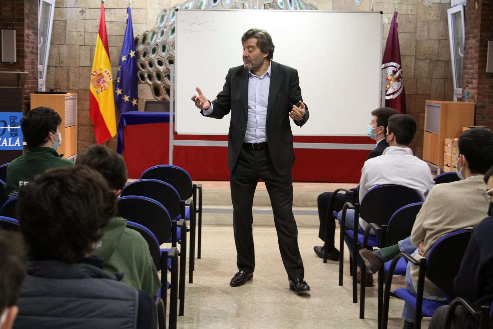 Conferencia de D. José Luis Ruiz Expósito